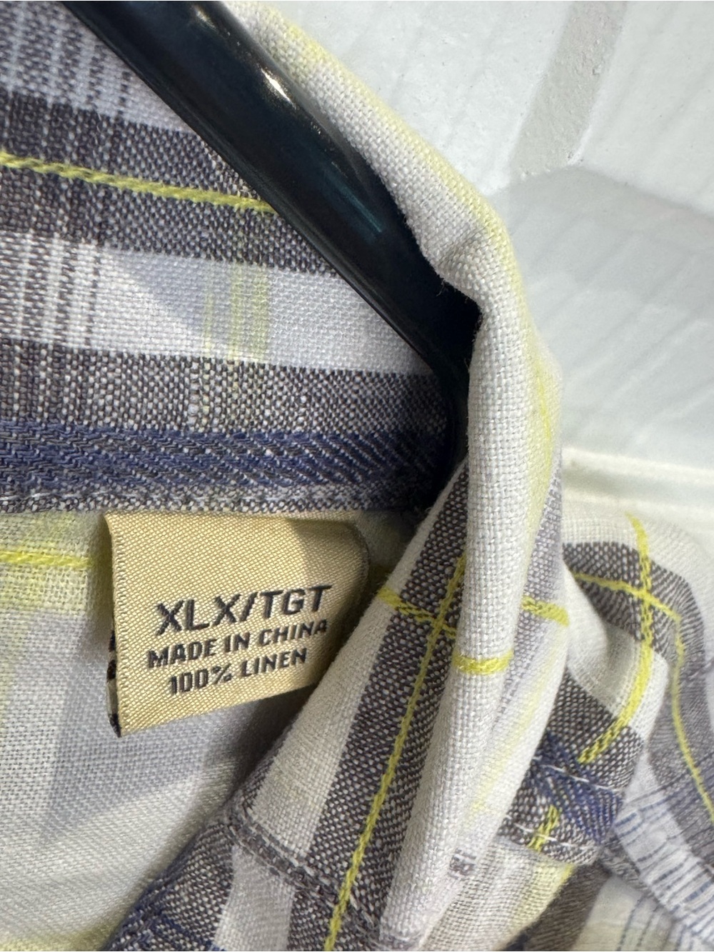 Tommy Bahama Men's XLX 100% Linen Grey Yellow Plaid Short Sleeve Button Down - Picture 6 of 6